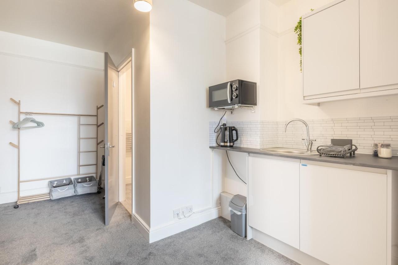 Private Room 5 With Kitchenette By Cb Stays No Minimum Stays Кембридж Екстер'єр фото